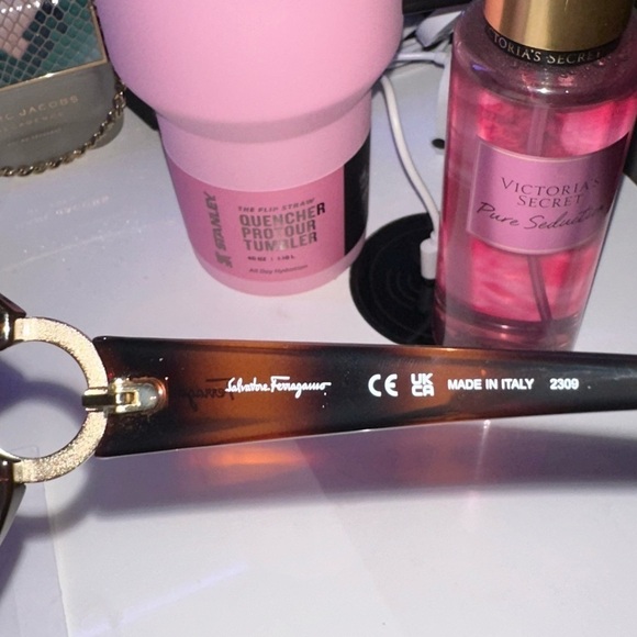 Ferragamo Made In Italy main image 5